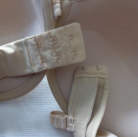 Maidenform bra 38D - Picture 4 of 5